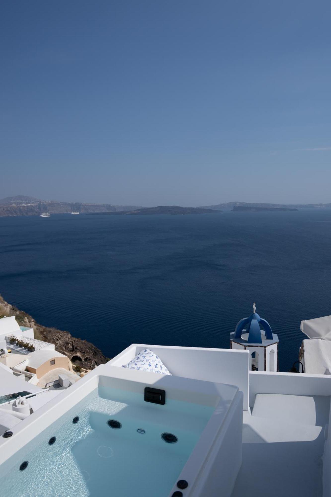 Oia Spirit Boutique Residences Ruang foto